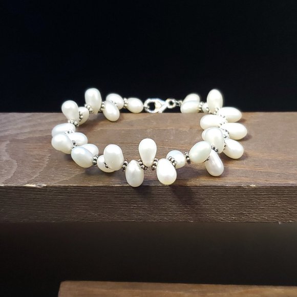 Jewelry - 7 Inch Sterling Silver Cute Genuine White Pearls Bracelet